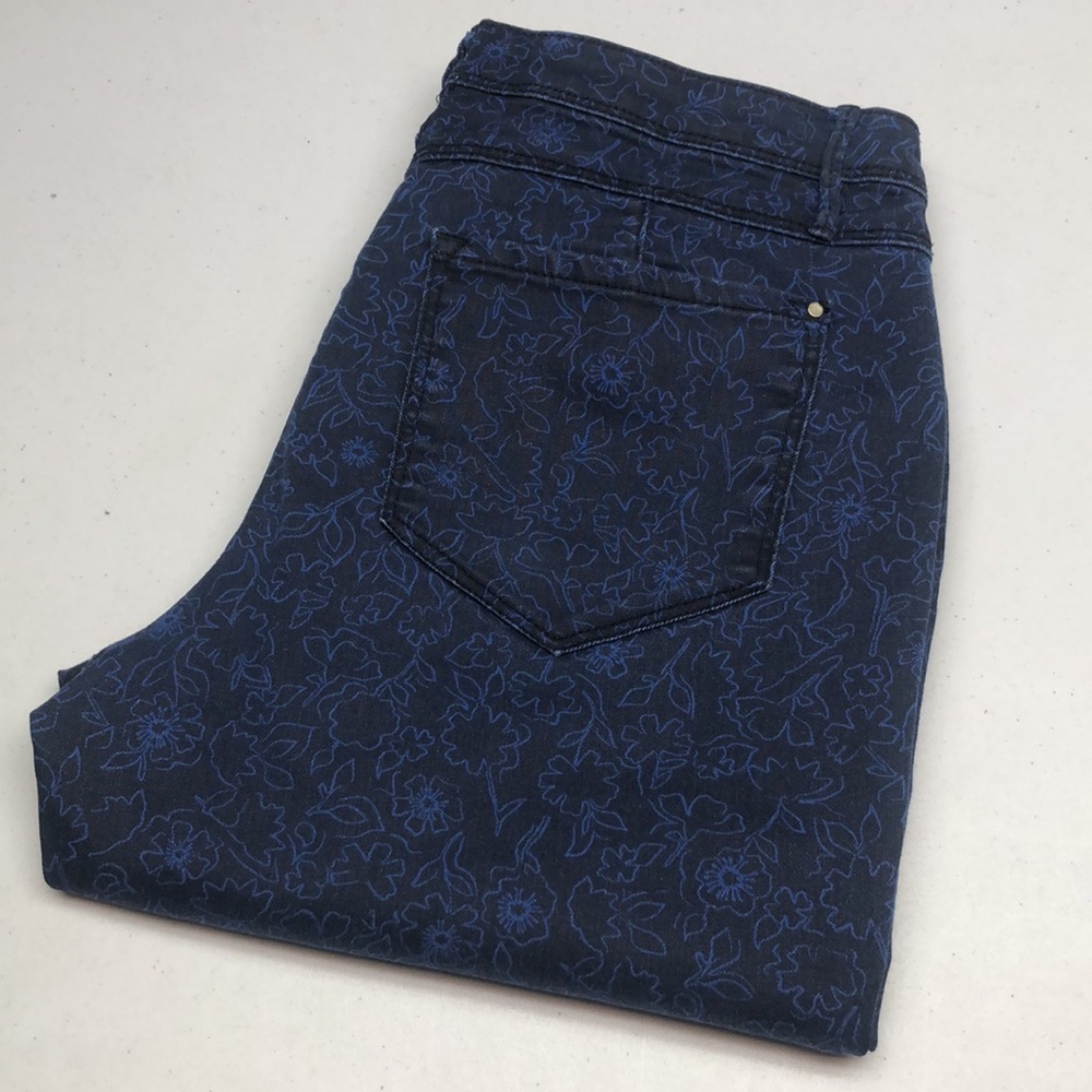RW&CO. PATTERN NATALIE JEGGING JEANS SIZE M/30x30 LIKE NEW ⭐️